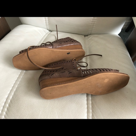 Sandals - Picture 3 of 5